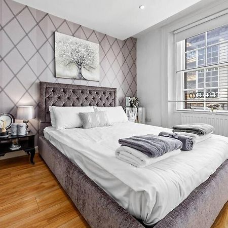 3 Bedroom Apartment In Haymarket Central London Sleep 10 Hy2 Londres Exterior foto