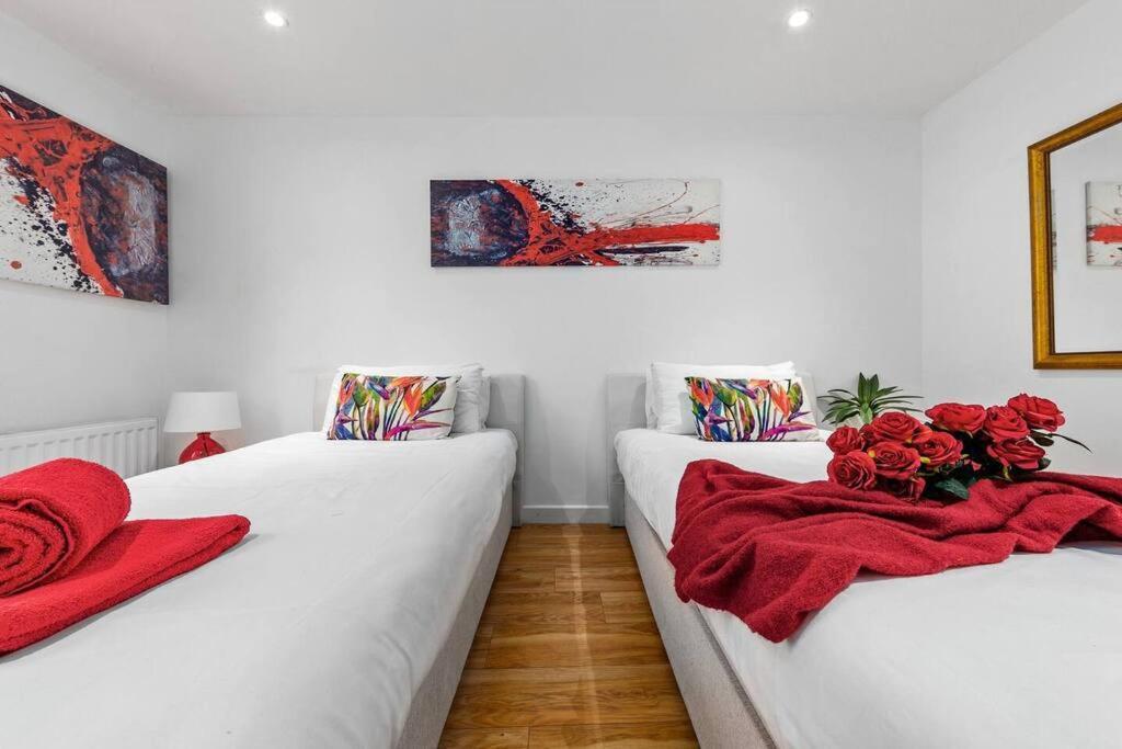 3 Bedroom Apartment In Haymarket Central London Sleep 10 Hy2 Londres Exterior foto